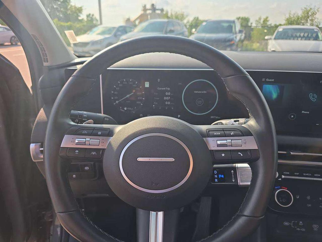 2025 Hyundai Tucson Preferred Trend   NO ACCIDENTS CARPLAY 7.7L/100KM Photo