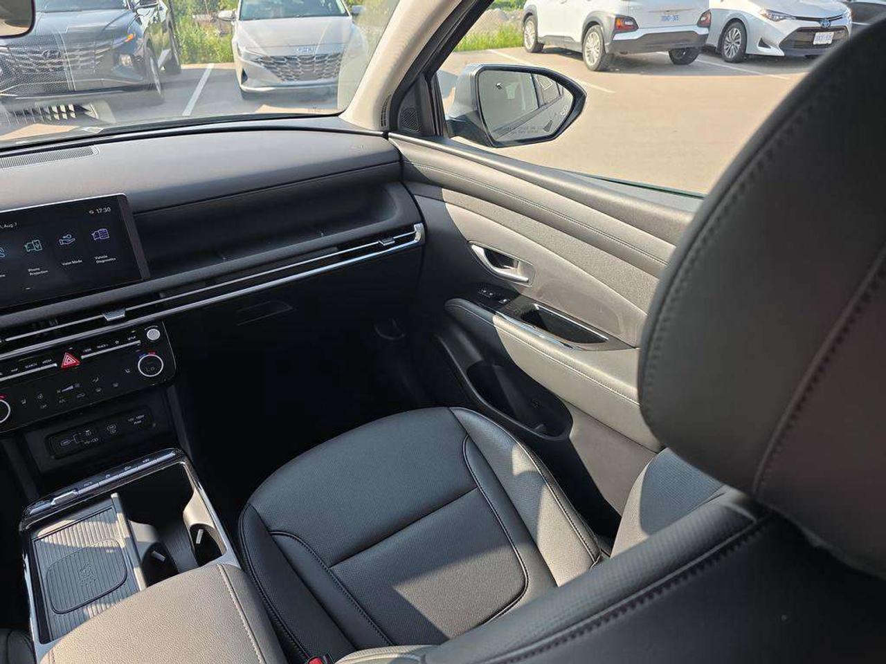 2025 Hyundai Tucson Preferred Trend   NO ACCIDENTS CARPLAY 7.7L/100KM Photo