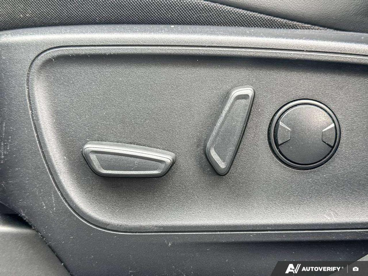 2024 Ford Escape ST-Line   300A   HTD STEER WHEEL   REAR CAM Photo