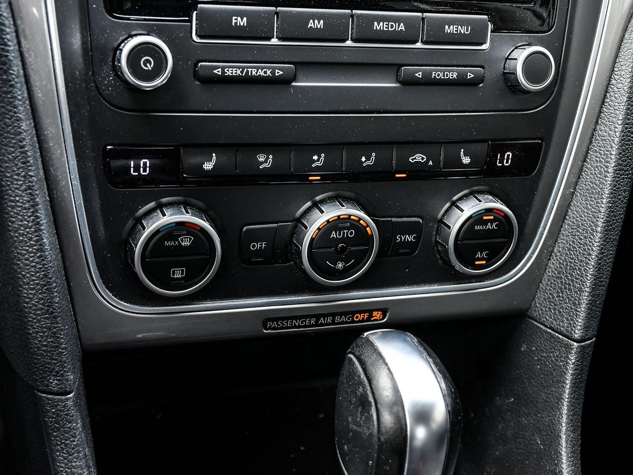 2014 Volkswagen Passat TREADLINE   ASIS   32SERVICE RECORD   HEATED SEATS Photo