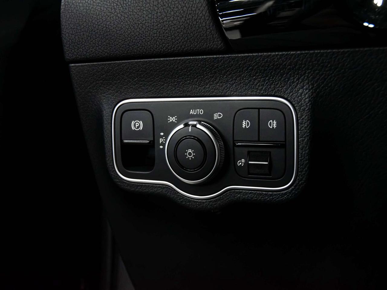 2026 Mercedes-Benz GLA GLA 250 4MATIC BLIND SPOTS REAR VIEW CAMERA Photo