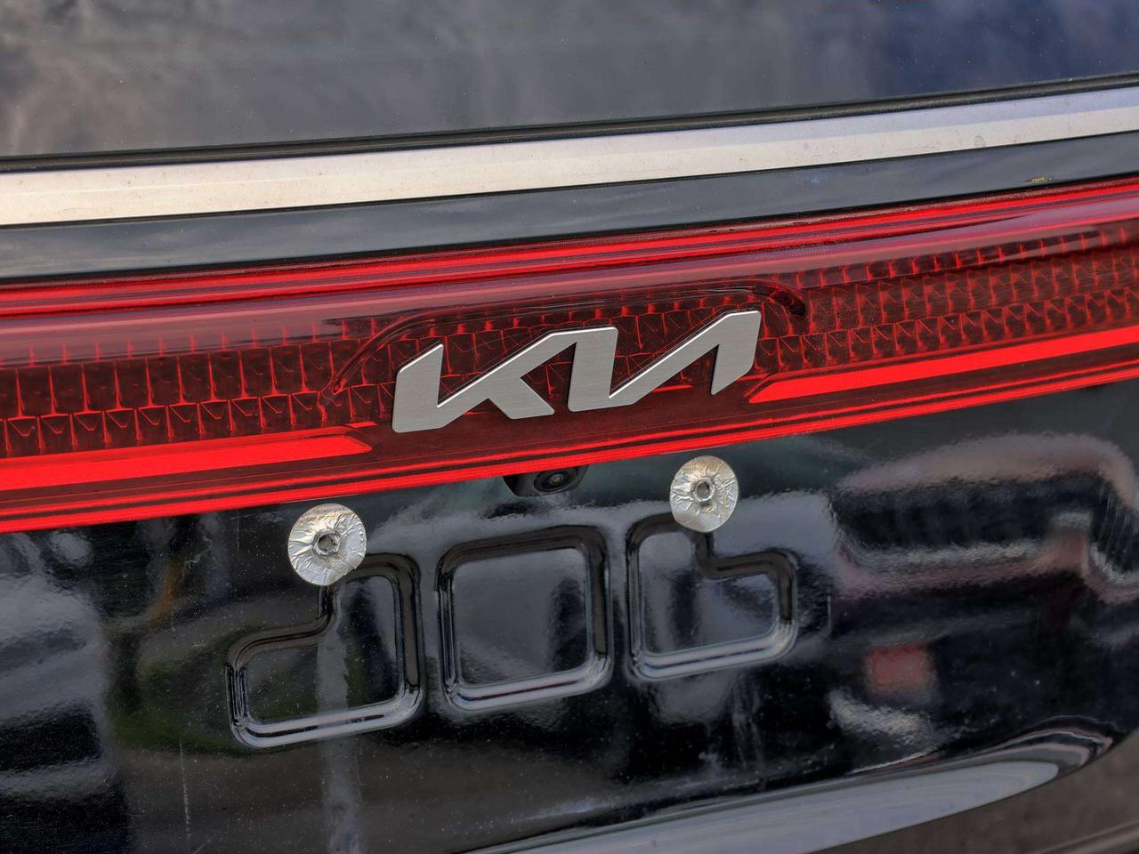 2024 Kia Carnival SX   Surroundview   Cooled Seat   Bose Sound Photo