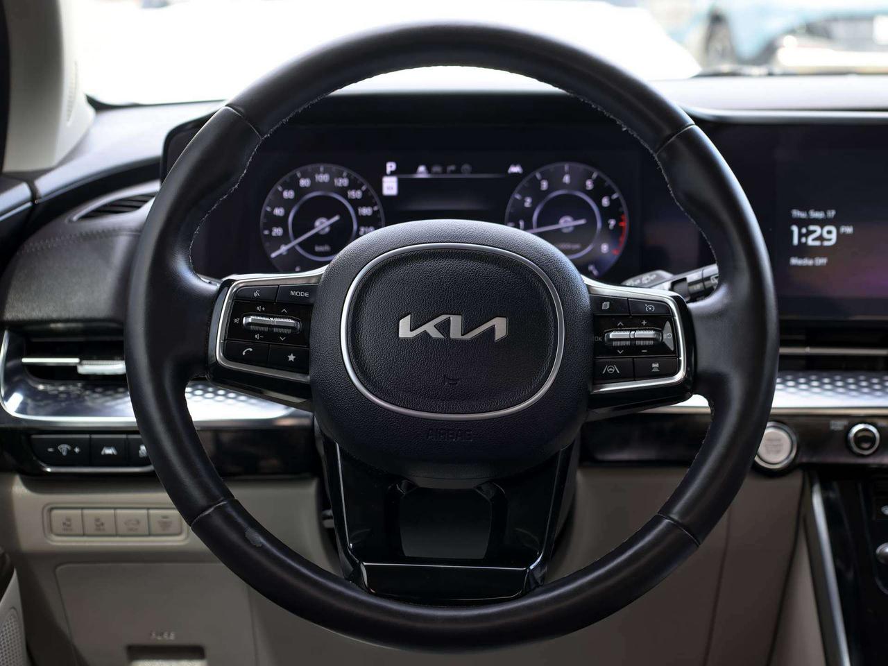 2024 Kia Carnival SX   Surroundview   Cooled Seat   Bose Sound Photo