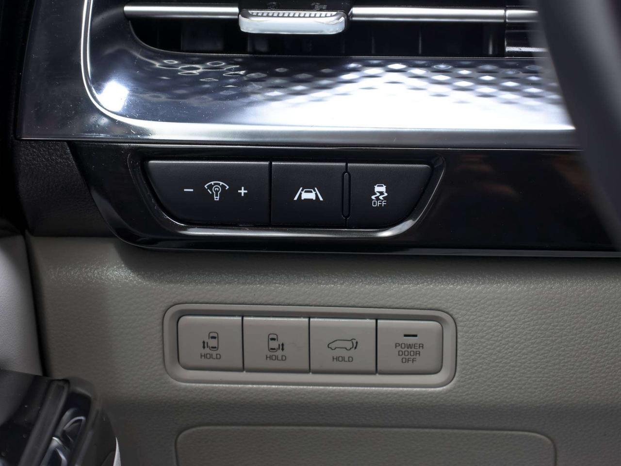 2024 Kia Carnival SX   Surroundview   Cooled Seat   Bose Sound Photo