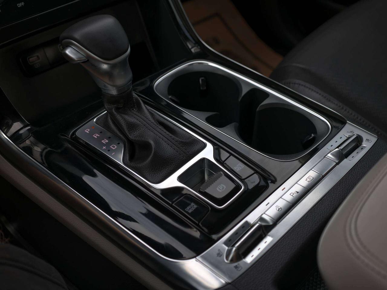 2024 Kia Carnival SX   Surroundview   Cooled Seat   Bose Sound Photo