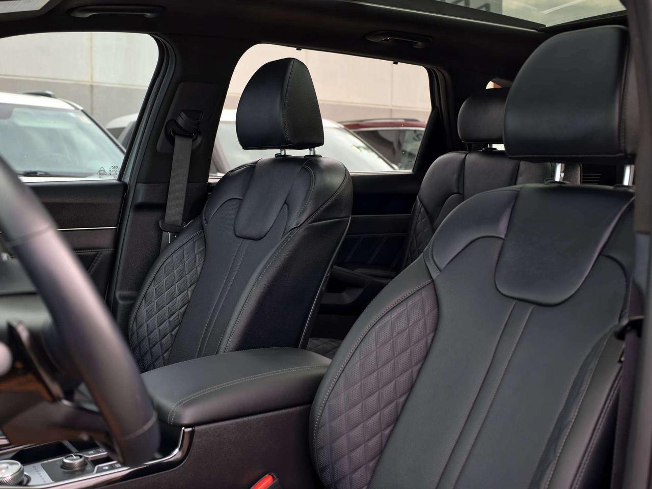 2026 Kia Sorento SX   Surroundview   Cooled Seat   Bose Sound Photo