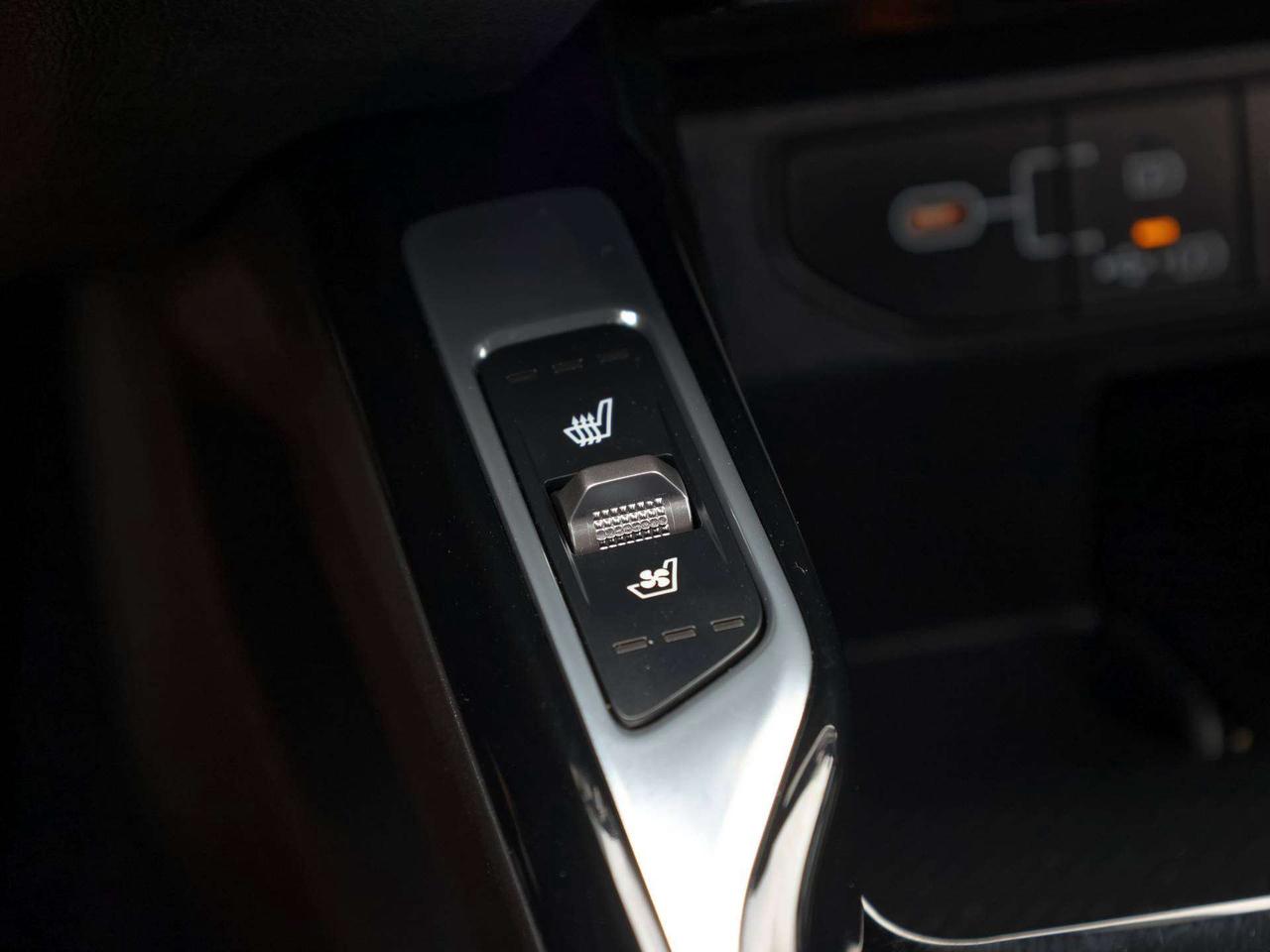2026 Kia Sorento SX   Surroundview   Cooled Seat   Bose Sound Photo
