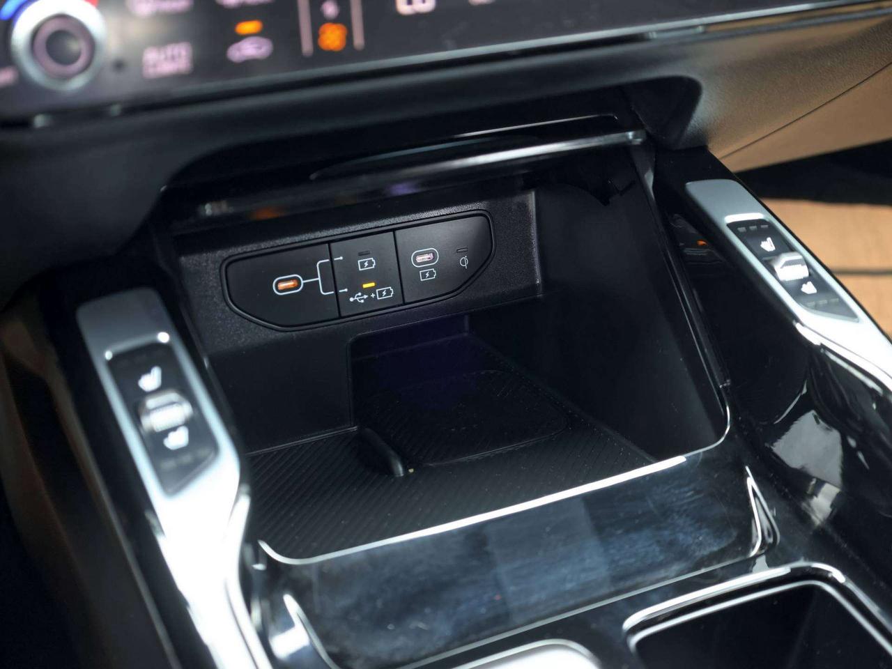 2026 Kia Sorento SX   Surroundview   Cooled Seat   Bose Sound Photo