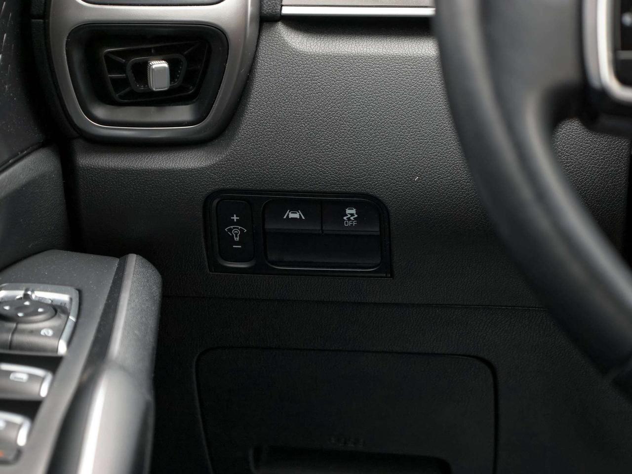 2022 Kia Sorento LX Premium   Climate Ctrl   Pwr Seat   Push Start Photo
