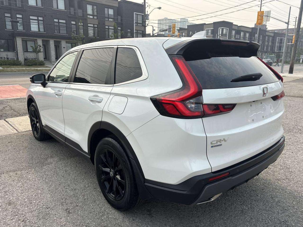 2024 Honda CR-V EX-L Photo3