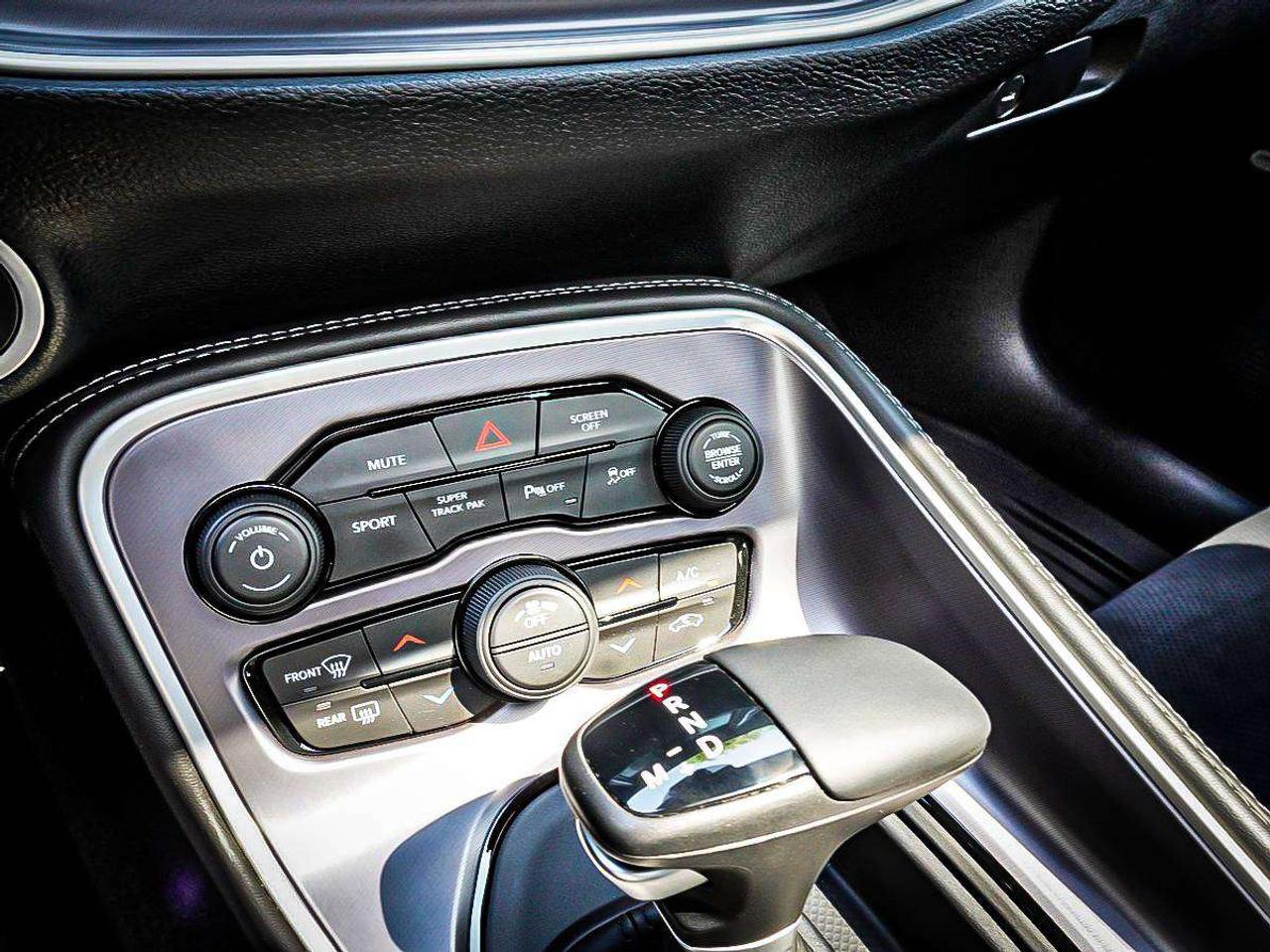 2019 Dodge Challenger  Photo