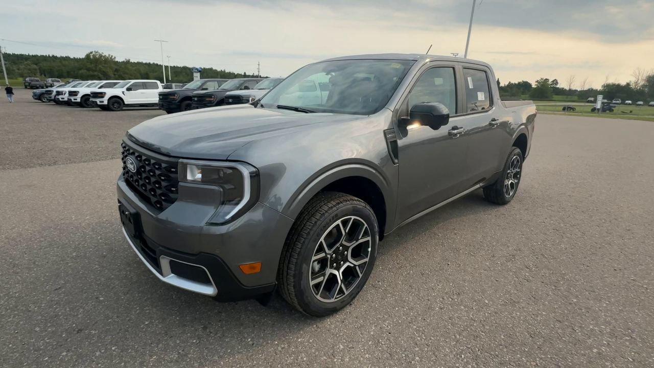 2026 Ford Maverick Lariat Photo