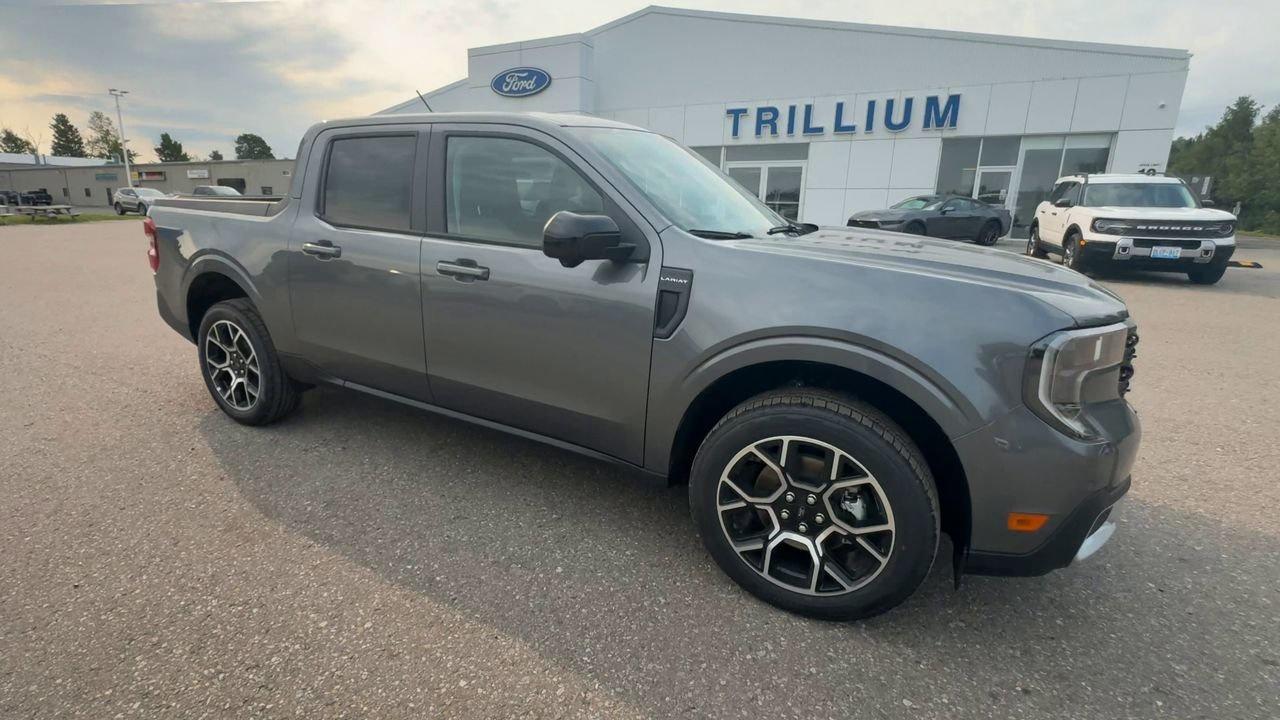 2026 Ford Maverick Lariat Photo