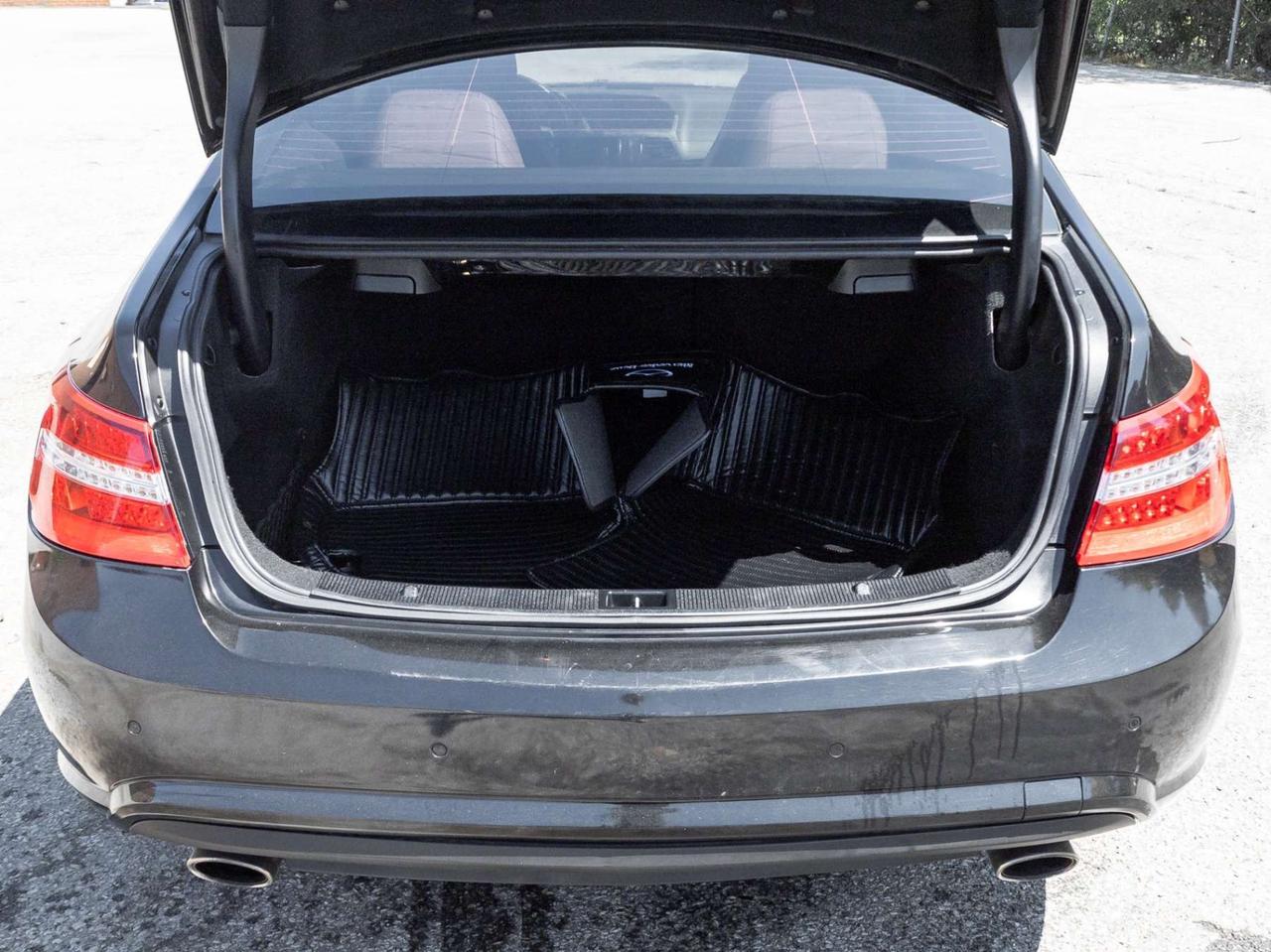 2012 Mercedes-Benz E-Class 2dr Cpe E 350 4MATIC Photo