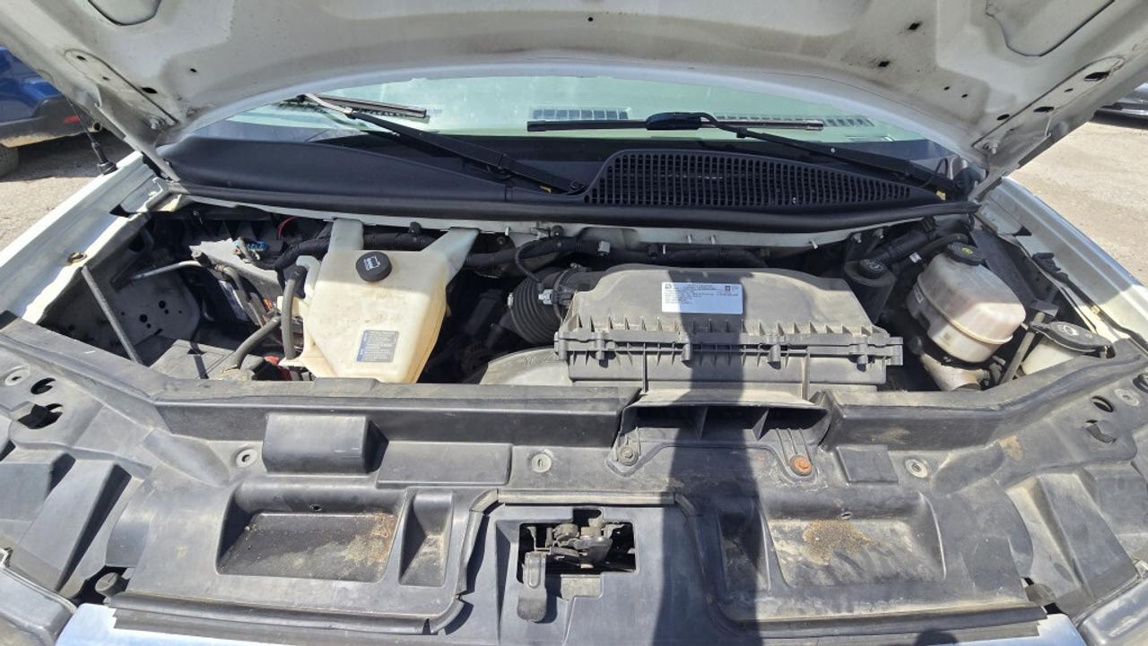 2021 GMC Savana Cargo Van G2500 - 6.6L V8 Gasoline - Extended - Full Shelvin Photo