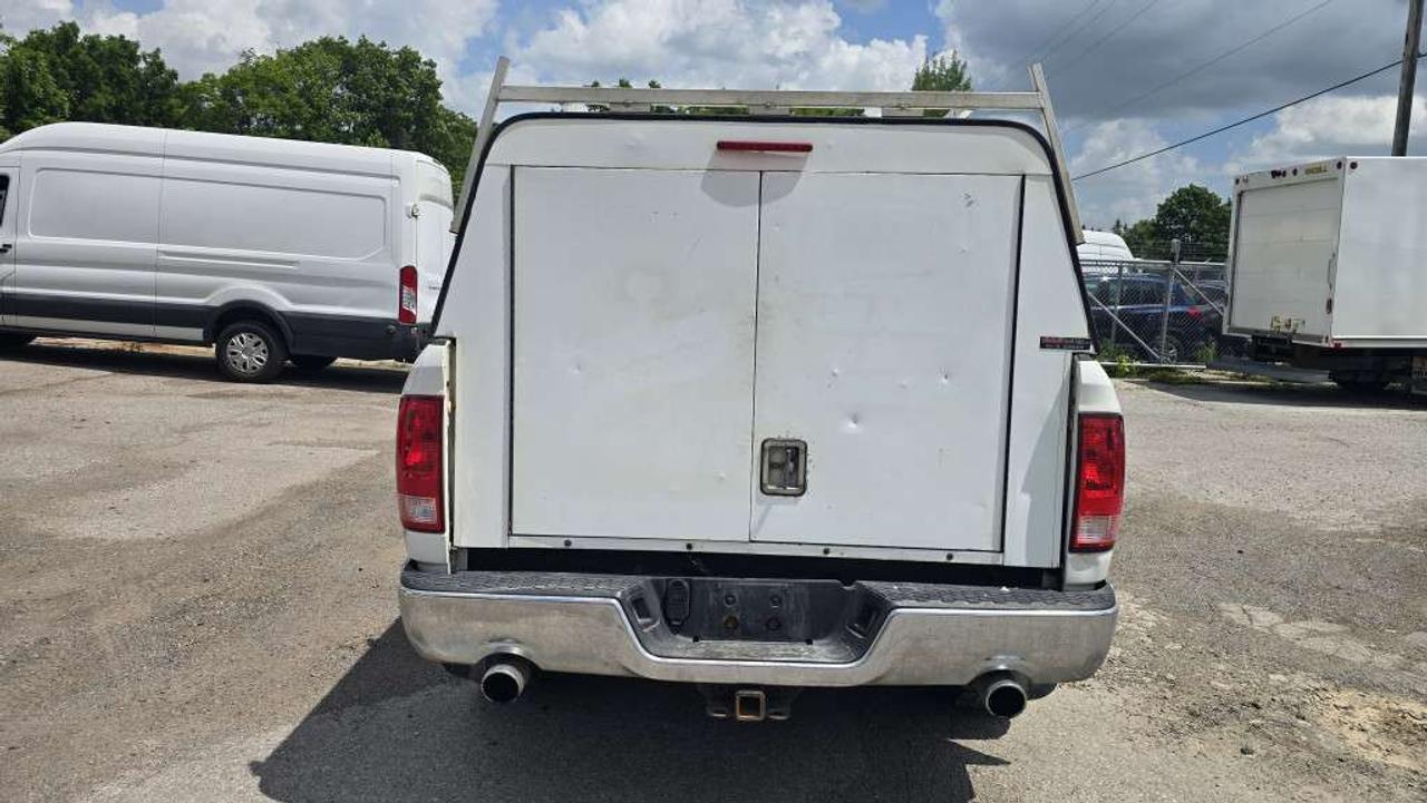 2015 RAM 1500 SLT - QuadCab - 4x4 - 5.7L V8 + Truck - P-694729 - -None Photo