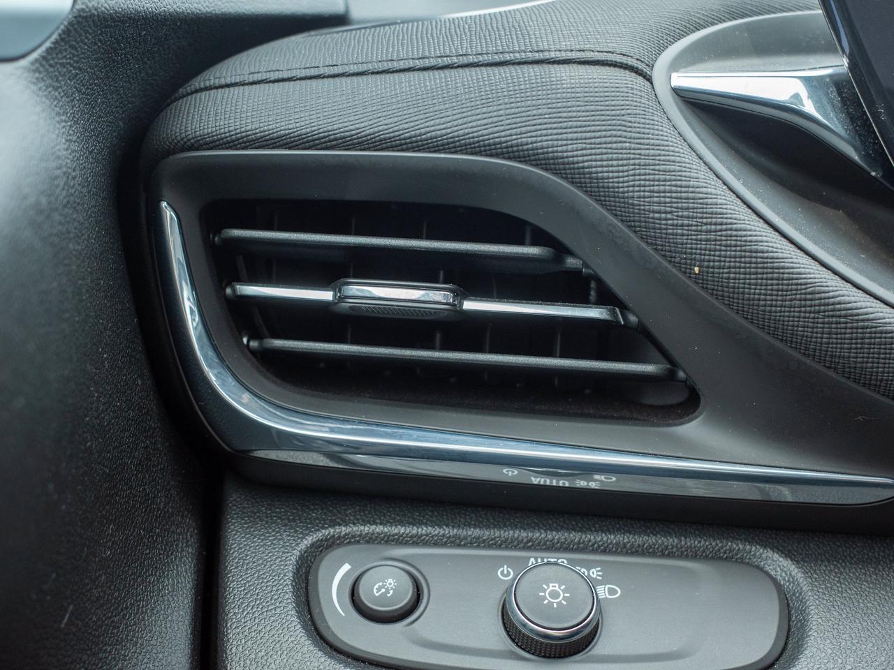 2024 Buick Envista Preferred - Remote Start   Heated Front Seats Photo