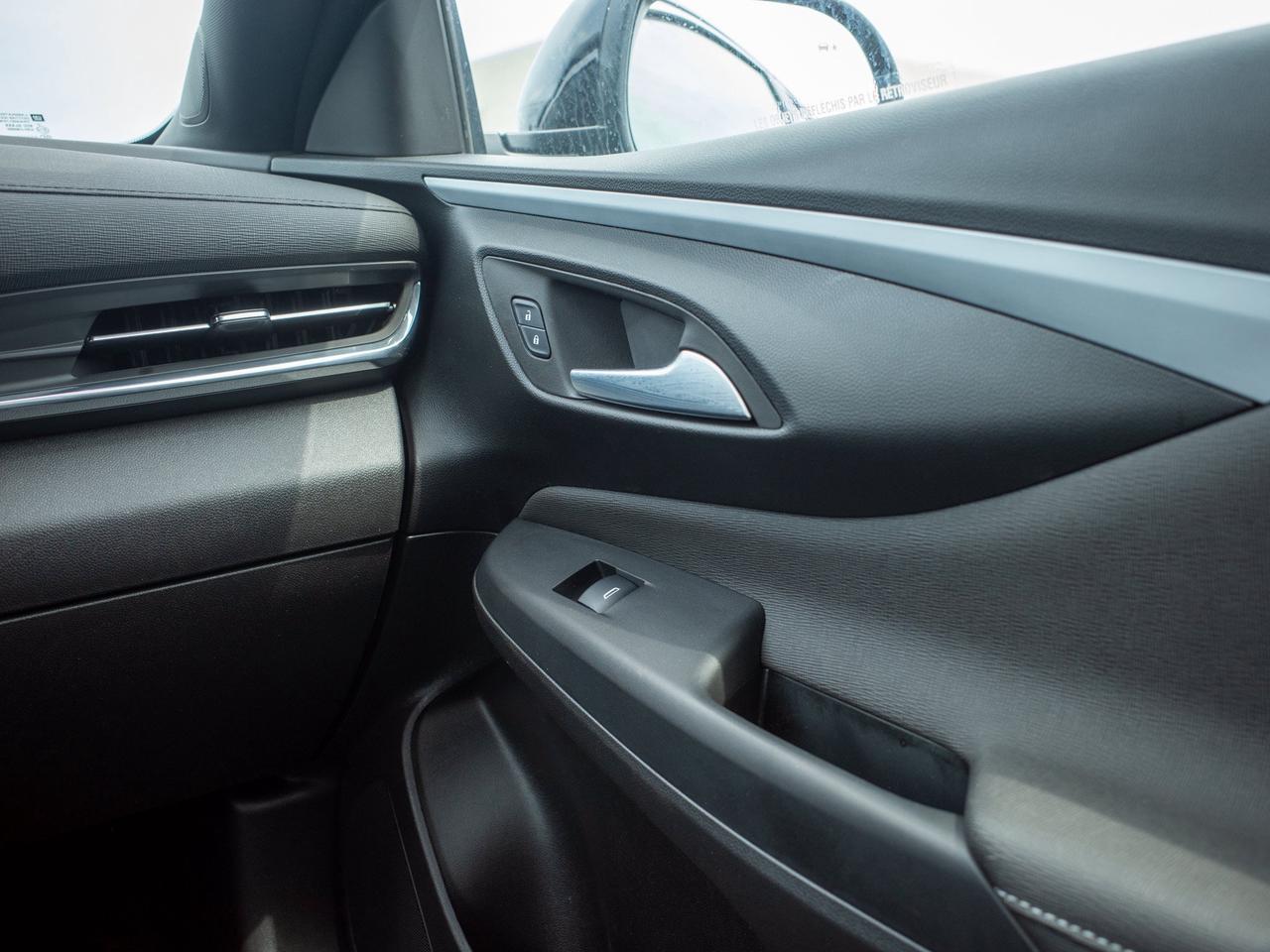 2024 Buick Envista Preferred - Remote Start   Heated Front Seats Photo