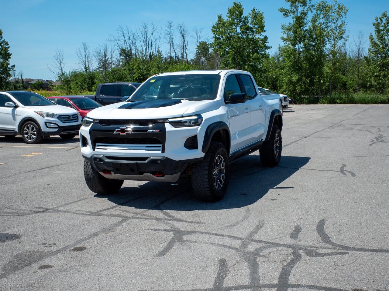 2025 Chevrolet Colorado 4WD ZR2 - Heated Front Seats   Parking Aid Photo