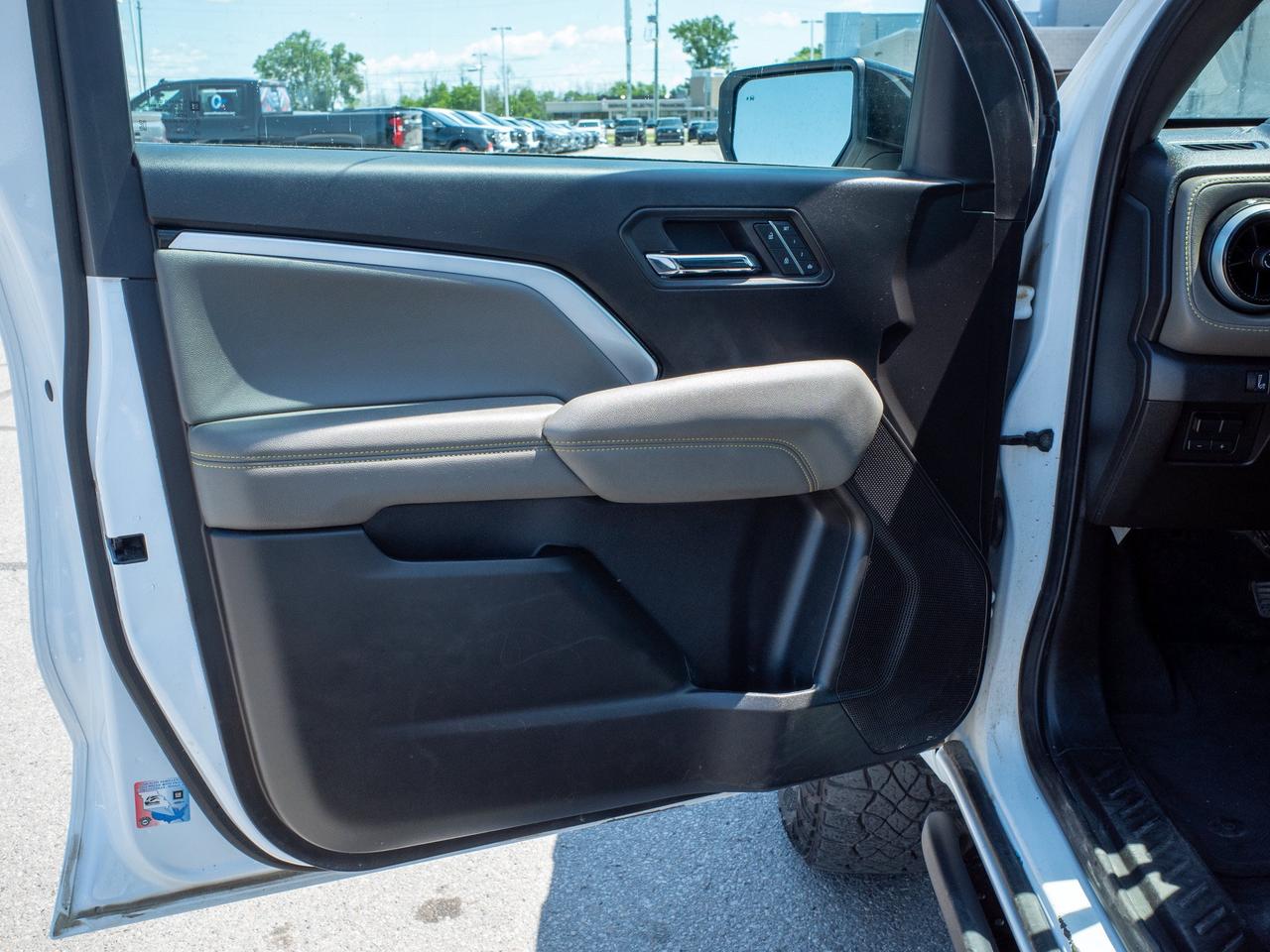 2025 Chevrolet Colorado 4WD ZR2 - Heated Front Seats   Parking Aid Photo