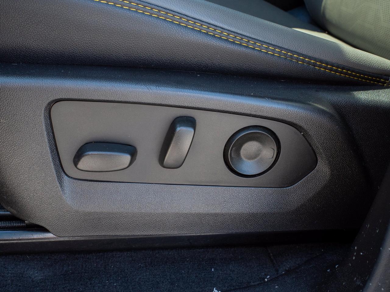 2025 Chevrolet Colorado 4WD ZR2 - Heated Front Seats   Parking Aid Photo