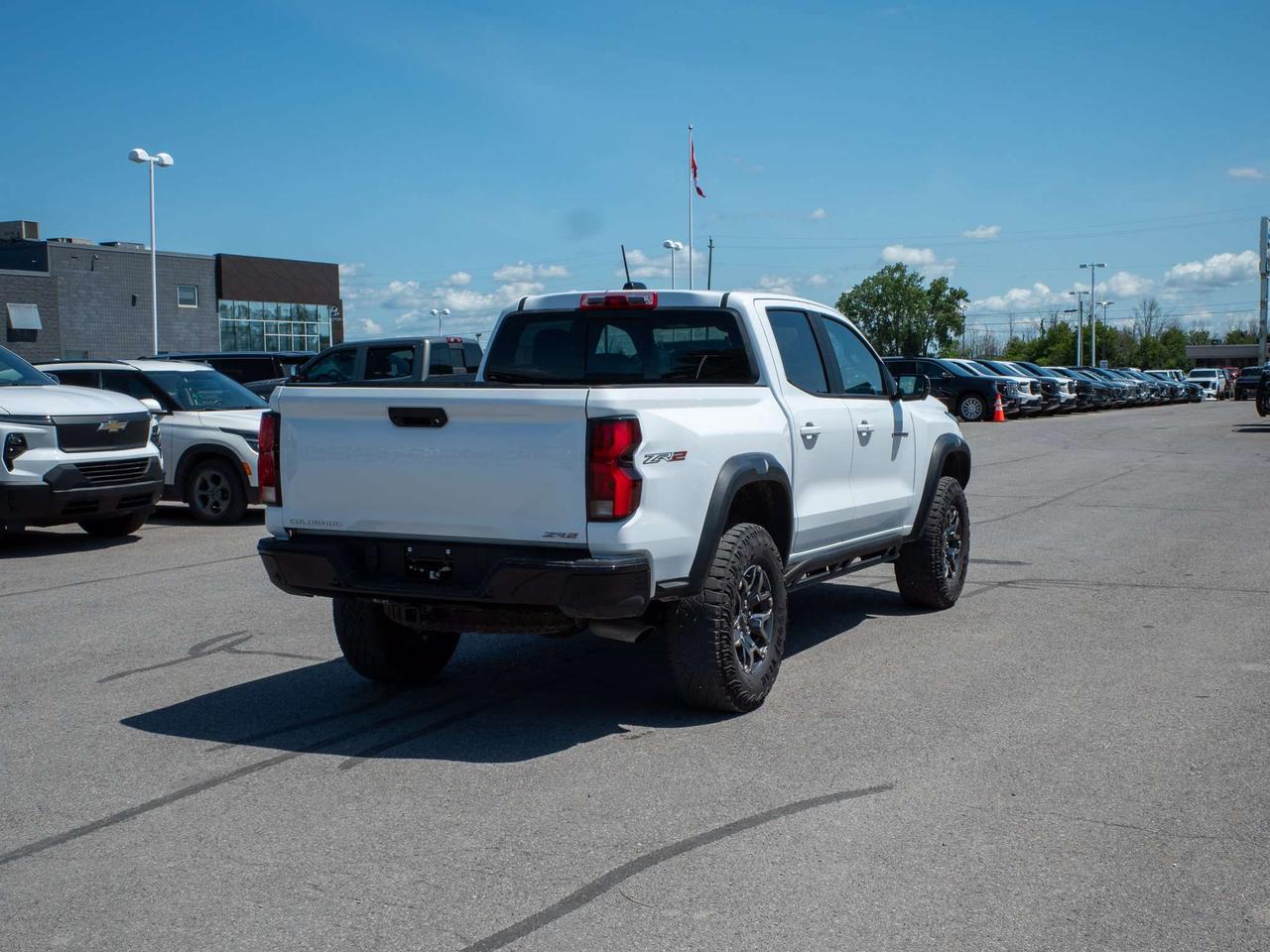 2025 Chevrolet Colorado 4WD ZR2 - Heated Front Seats   Parking Aid Photo