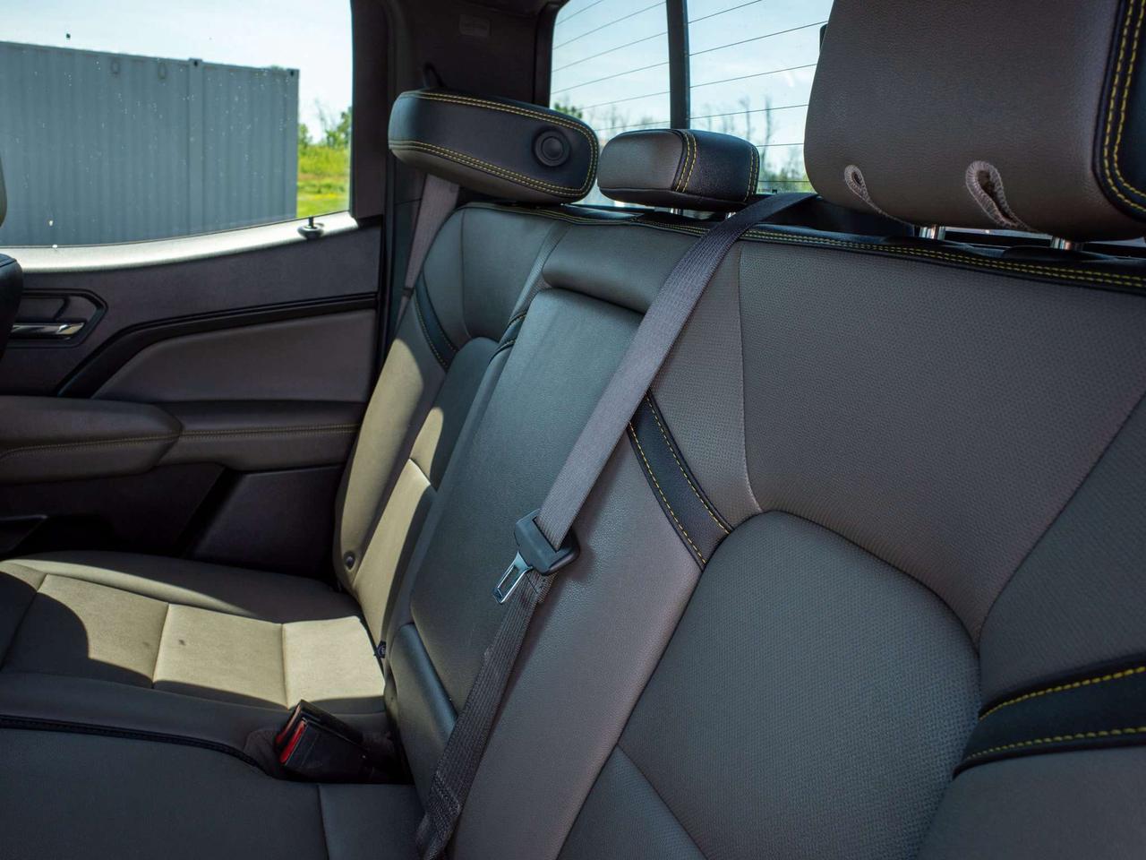 2025 Chevrolet Colorado 4WD ZR2 - Heated Front Seats   Parking Aid Photo