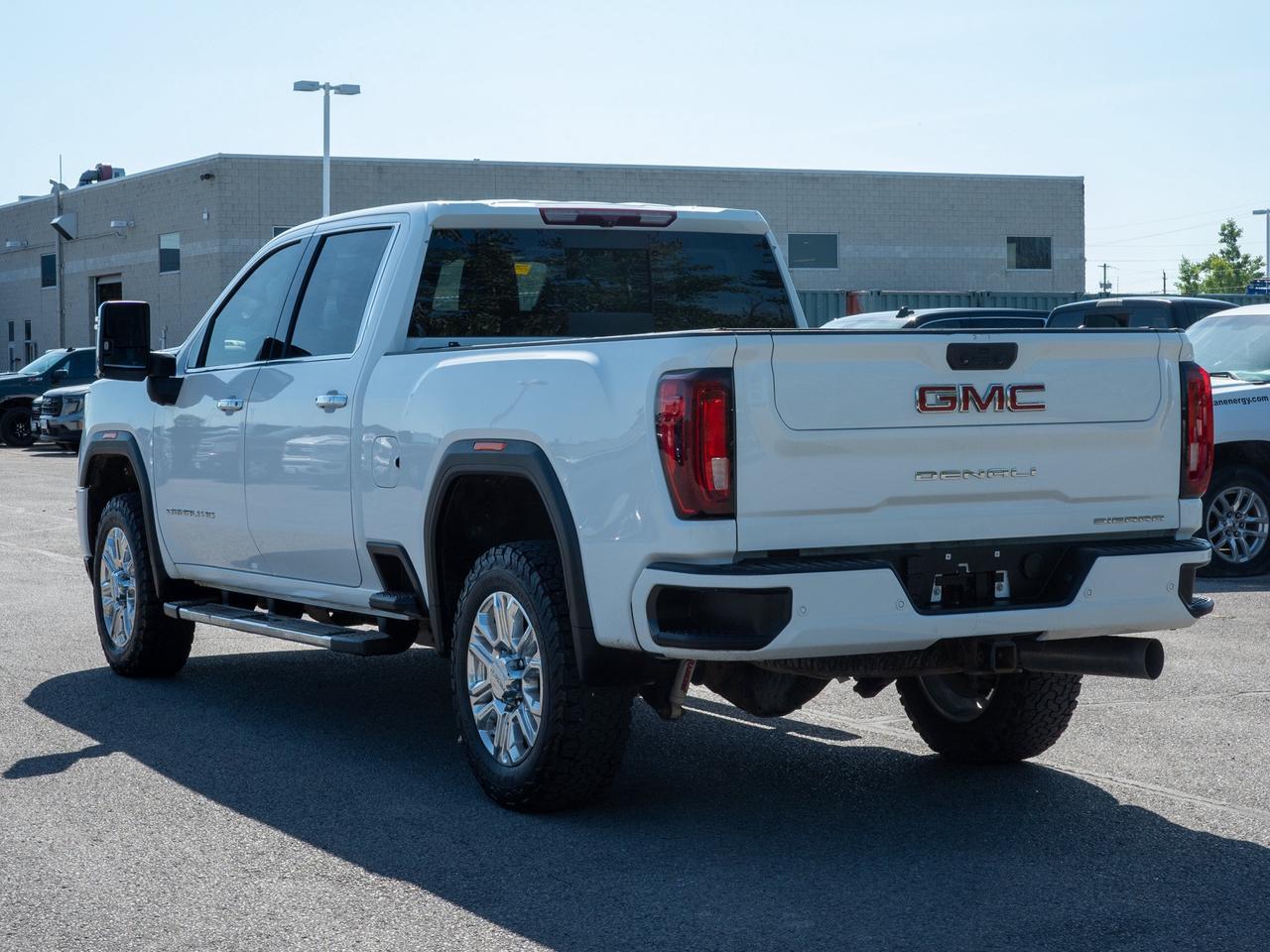 2023 GMC SIERRA 2500HD Denali - Heated Seats   Running Boards Photo