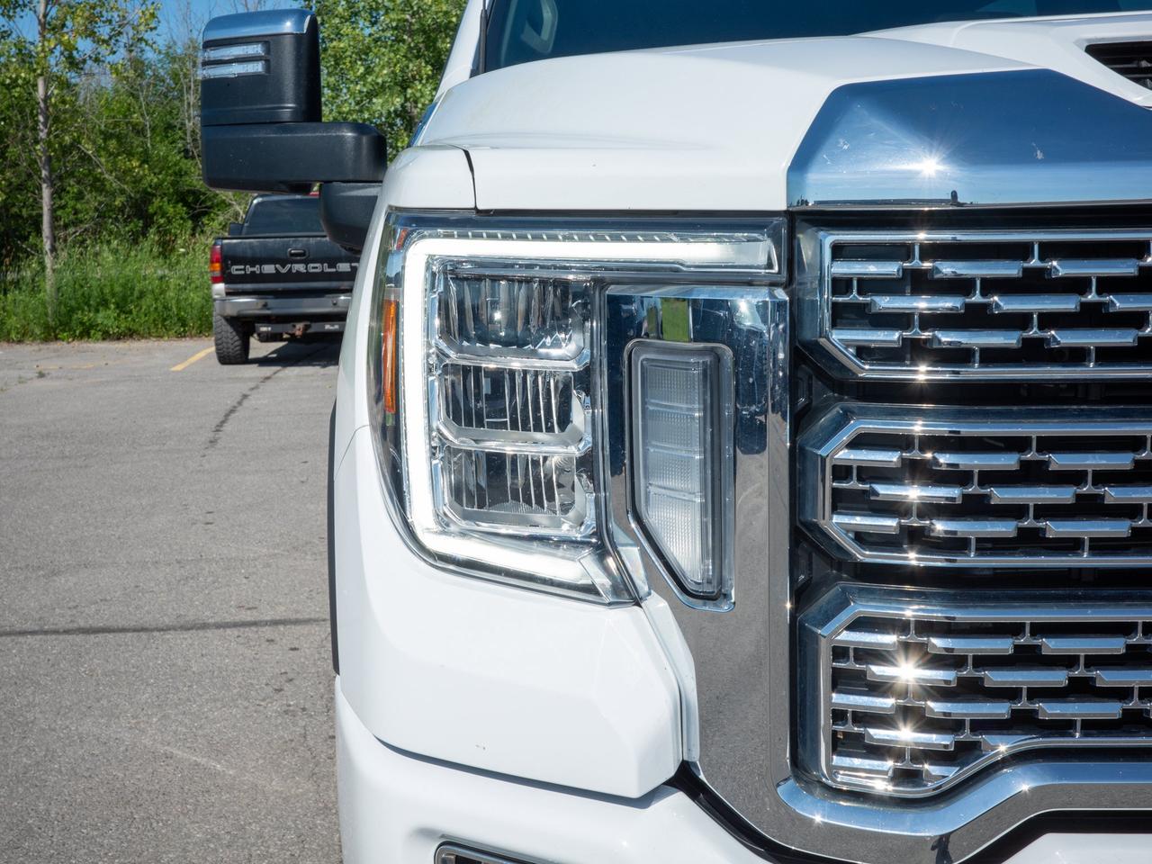 2023 GMC SIERRA 2500HD Denali - Heated Seats   Running Boards Photo