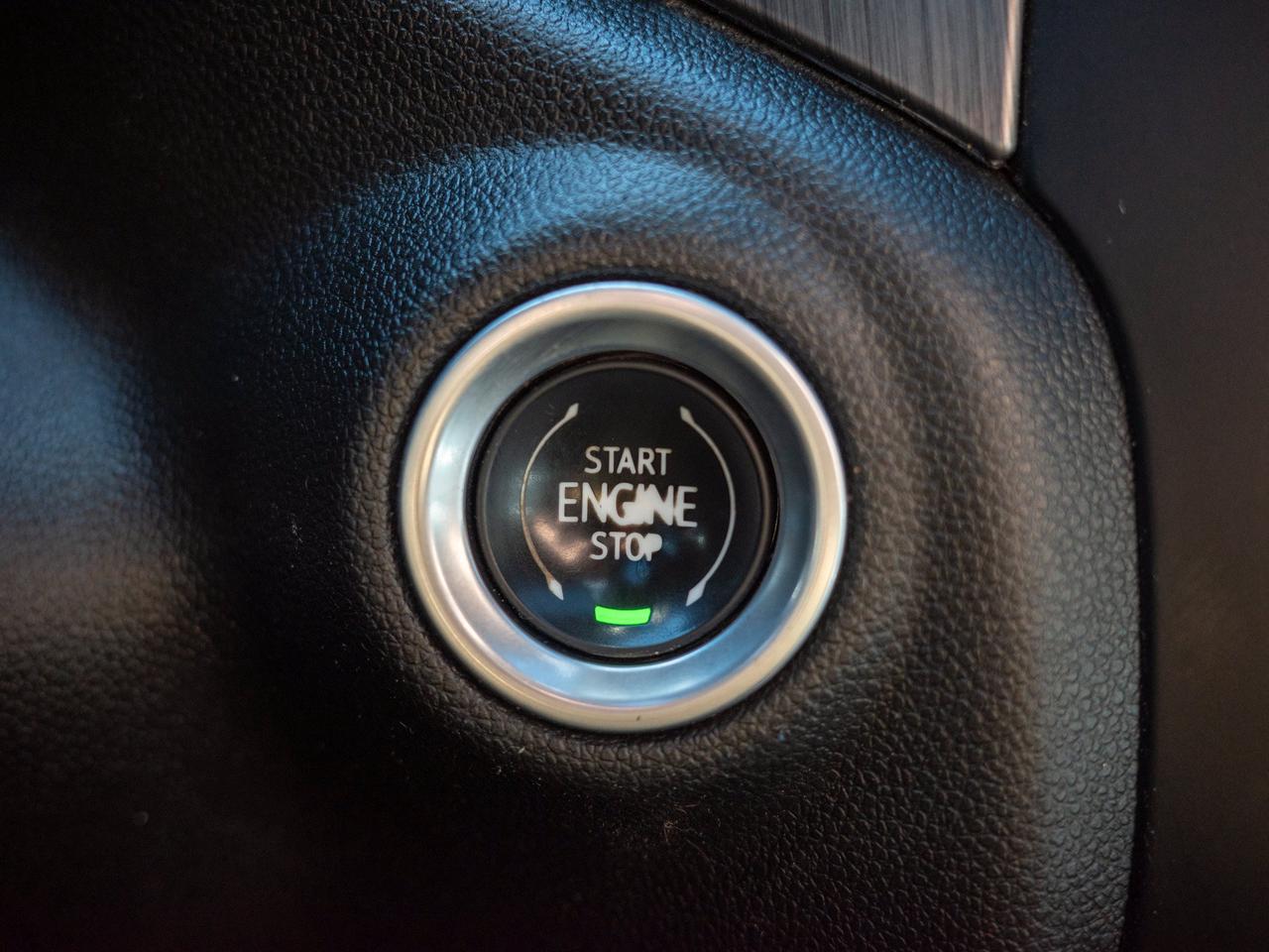 2023 GMC SIERRA 2500HD Denali - Heated Seats   Running Boards Photo