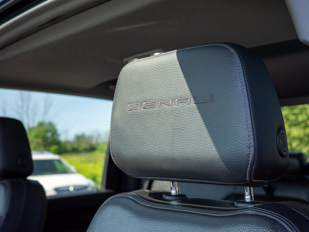 2023 GMC SIERRA 2500HD Denali - Heated Seats   Running Boards Photo