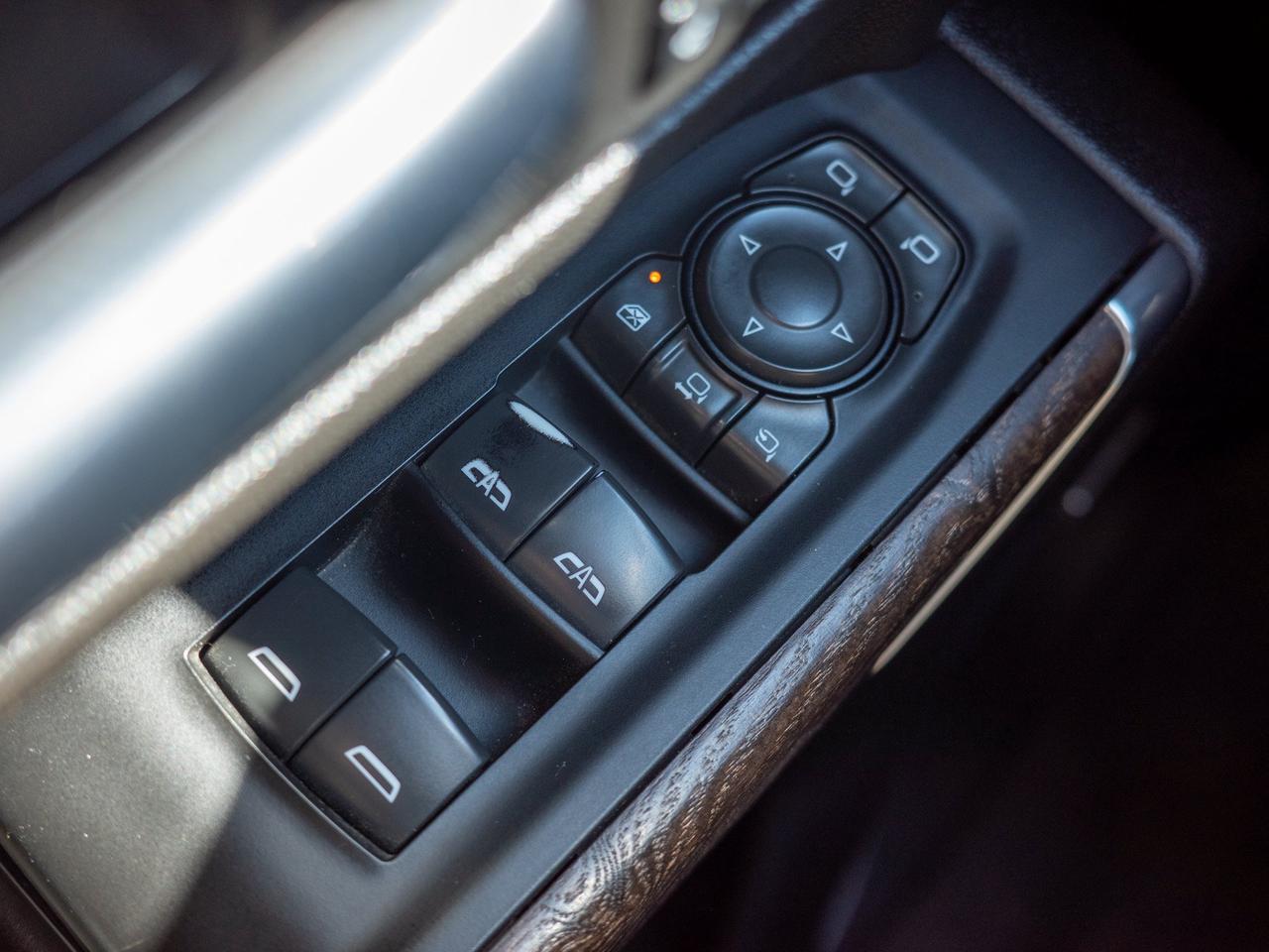 2023 GMC SIERRA 2500HD Denali - Heated Seats   Running Boards Photo