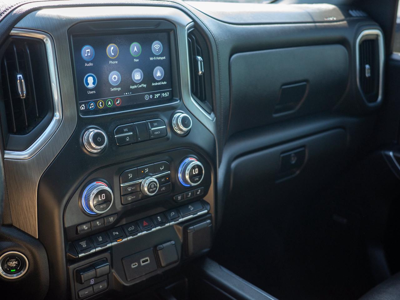 2023 GMC SIERRA 2500HD Denali - Heated Seats   Running Boards Photo