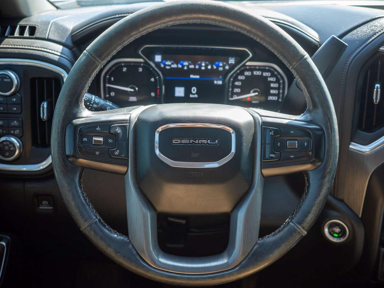 2023 GMC SIERRA 2500HD Denali - Heated Seats   Running Boards Photo