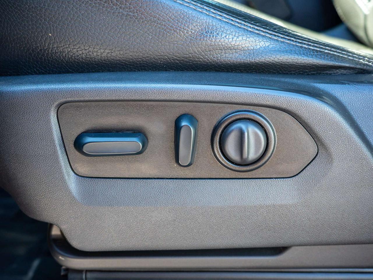 2023 GMC SIERRA 2500HD Denali - Heated Seats   Running Boards Photo