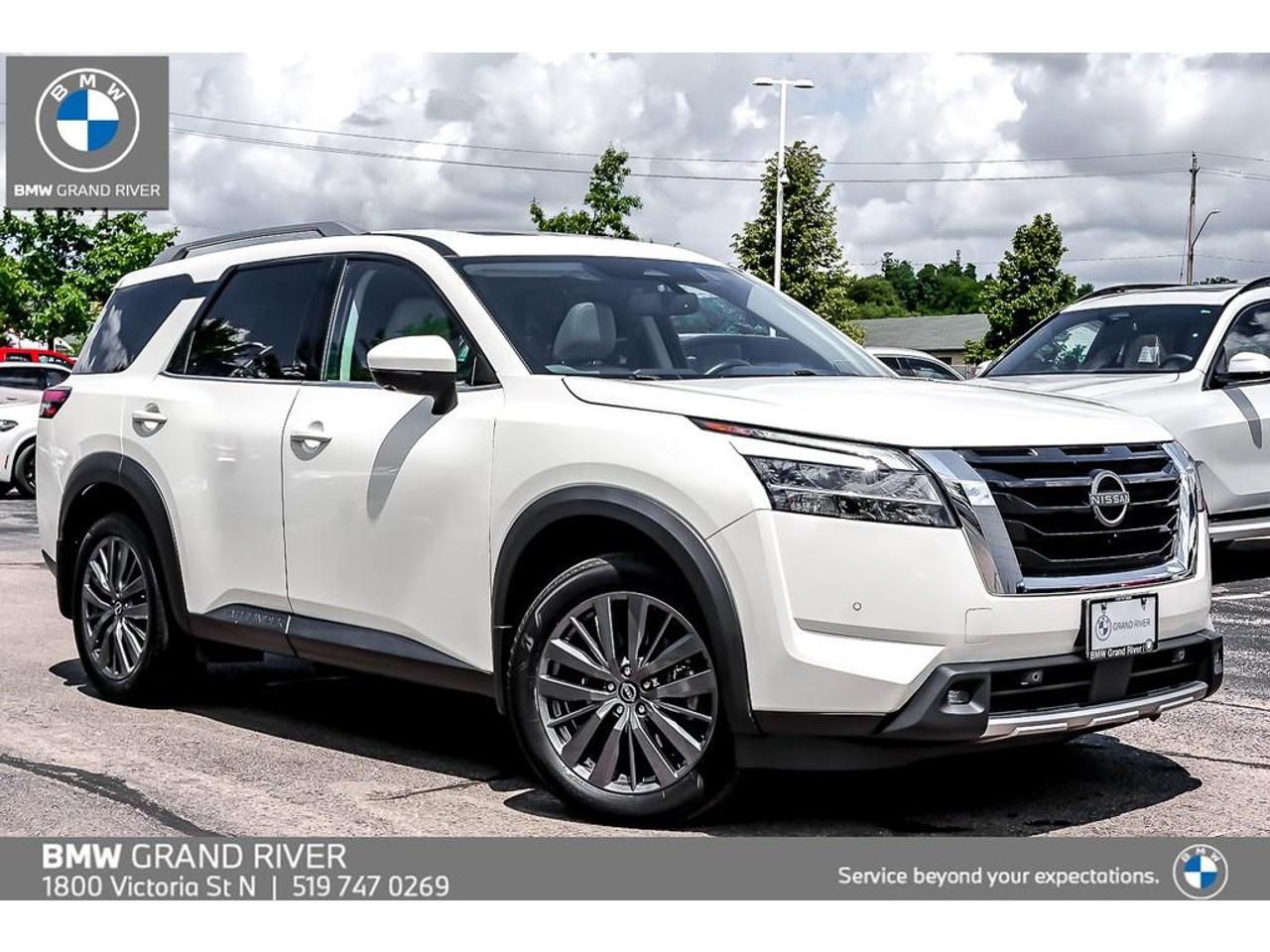 2022 Nissan Pathfinder SL 4dr 4x4 Photo0