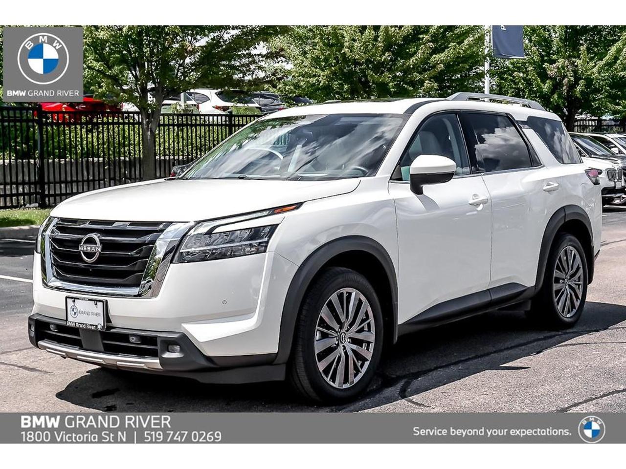2022 Nissan Pathfinder SL 4dr 4x4 Photo