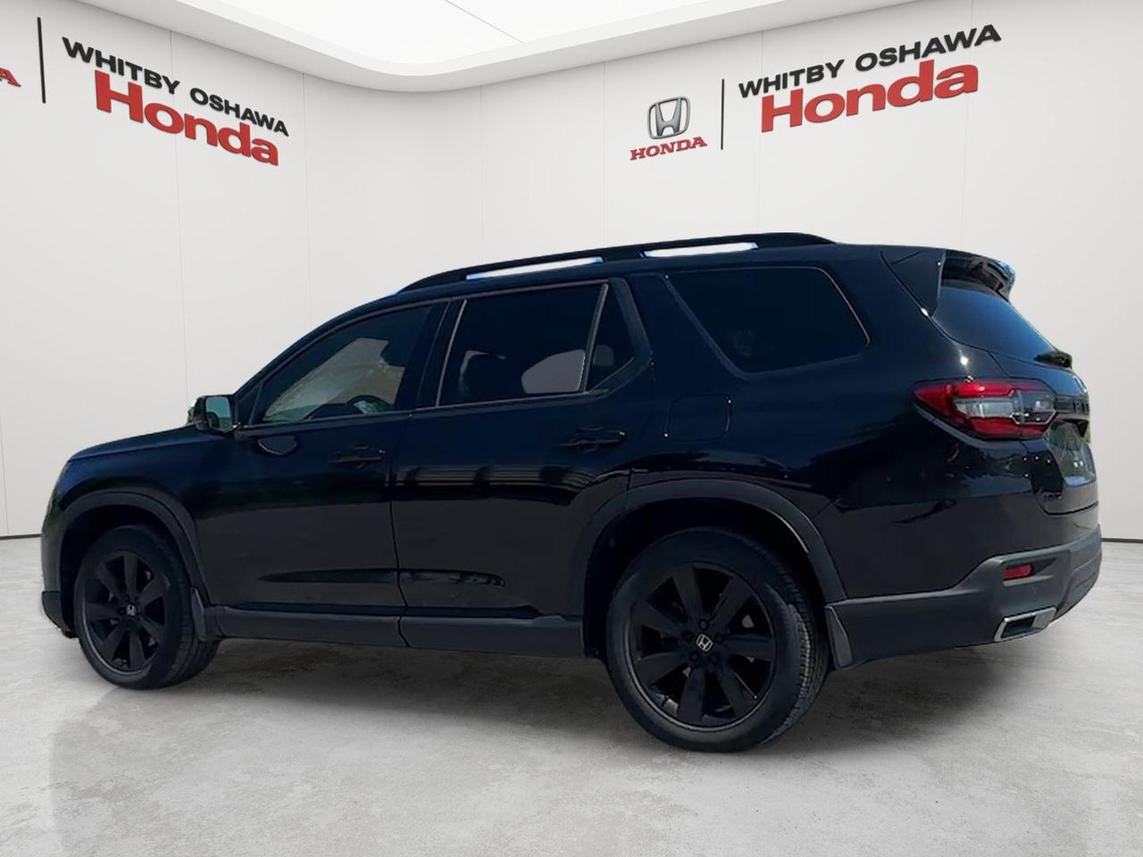 2025 Honda Pilot Black Edition AWD Photo