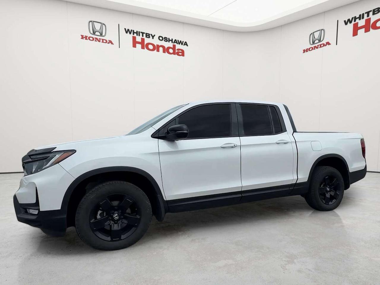 2024 Honda Ridgeline Black Edition Photo5