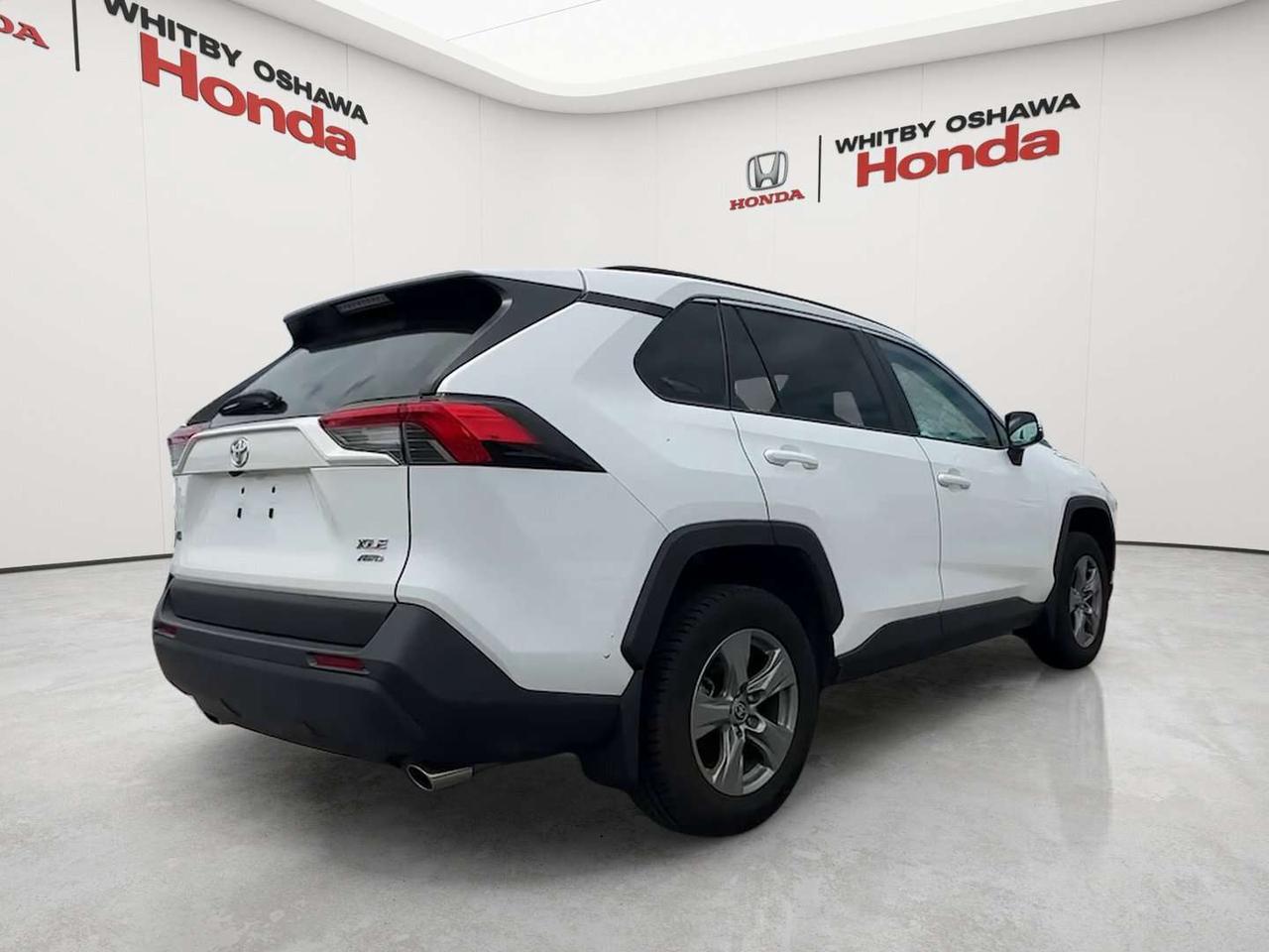 2024 Toyota RAV4 XLE Photo