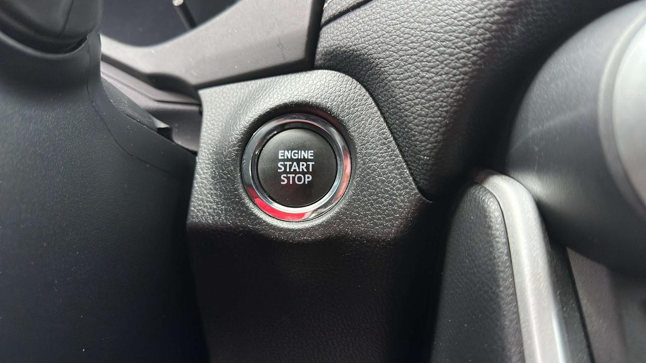 2024 Toyota RAV4 XLE Photo