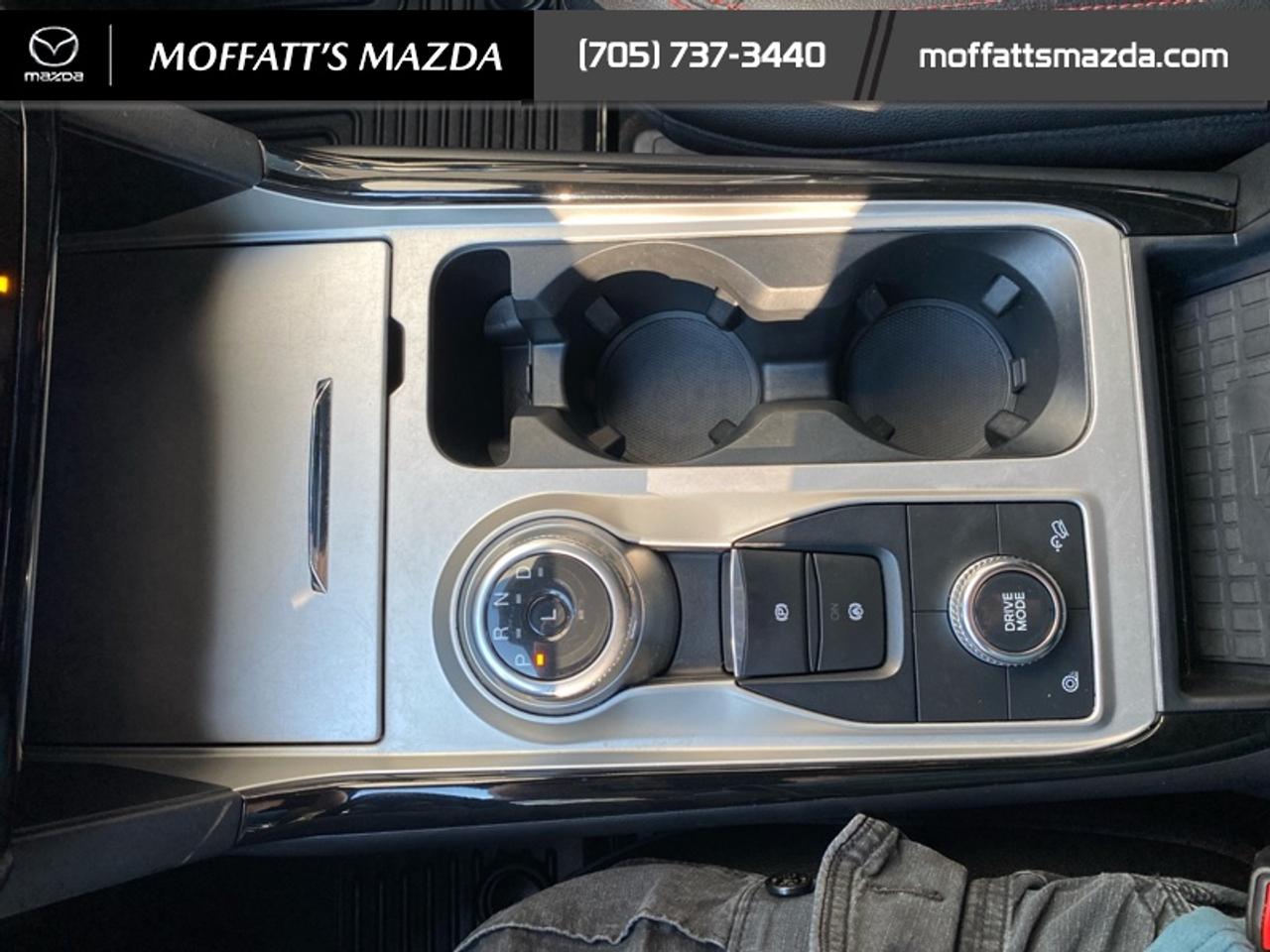 2022 Ford Explorer ST-Line Photo