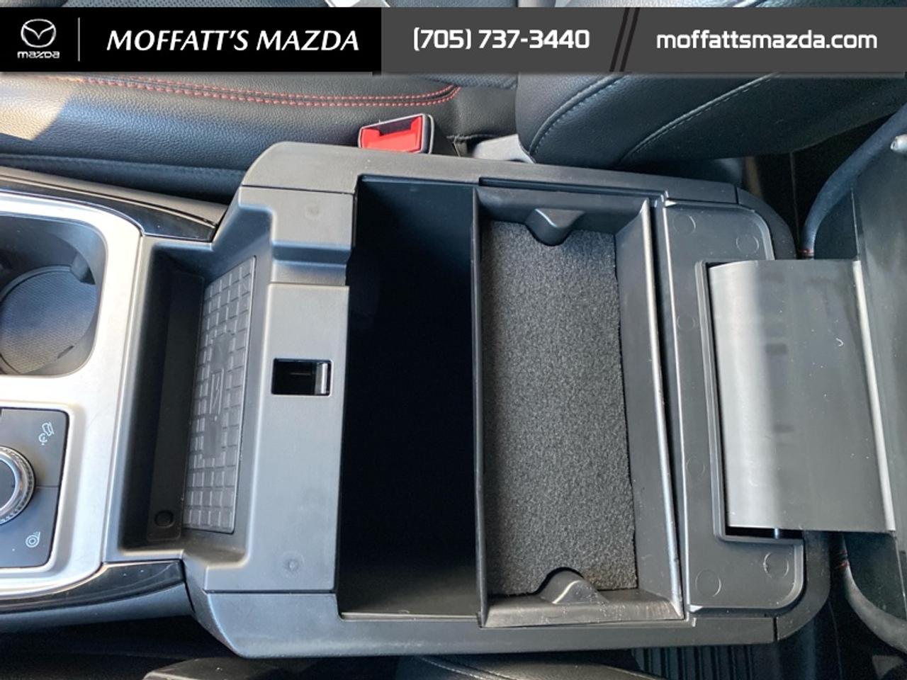 2022 Ford Explorer ST-Line Photo