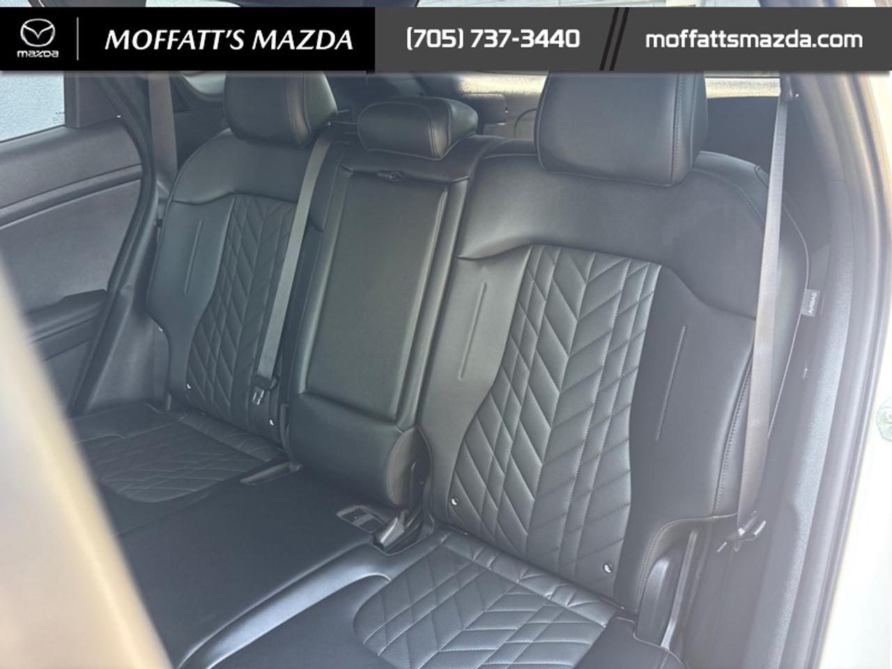 2025 Kia Sportage X-line AWD Photo