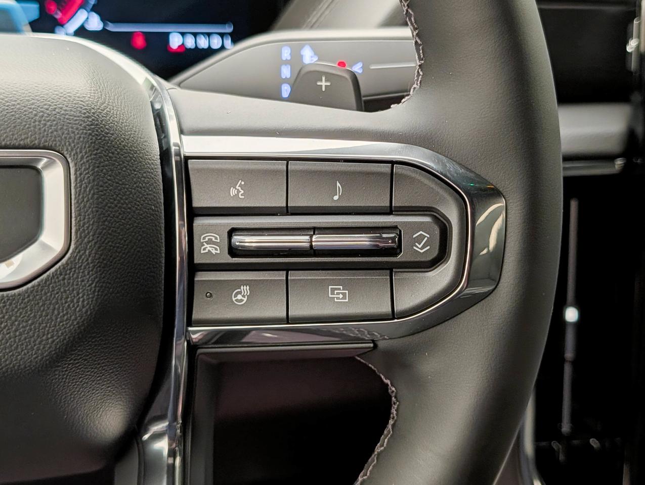 2026 GMC Yukon Denali Photo