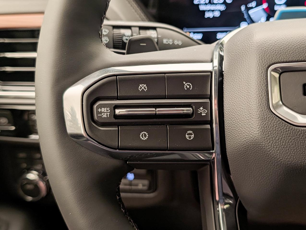 2026 GMC Yukon Denali Photo
