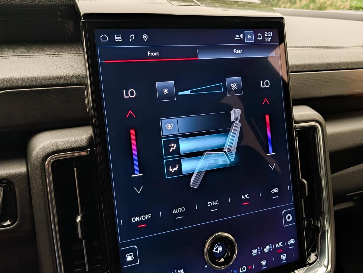 2026 GMC Yukon Denali Photo