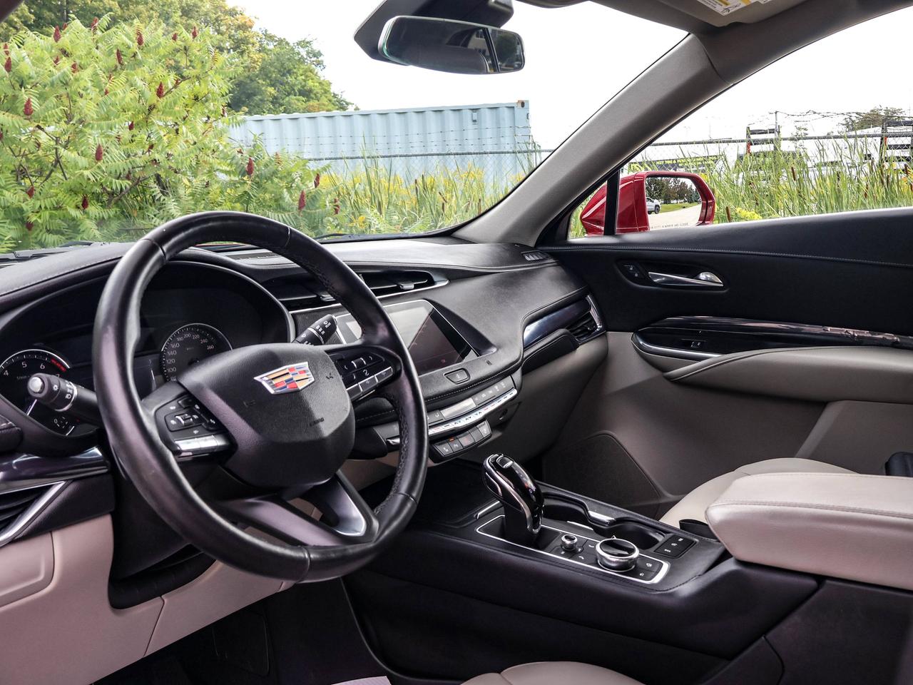 2020 Cadillac XT4 AWD Luxury Photo