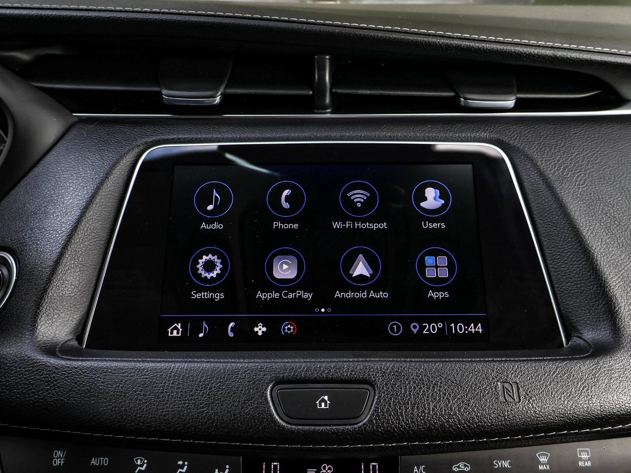 2020 Cadillac XT4 AWD Luxury Photo