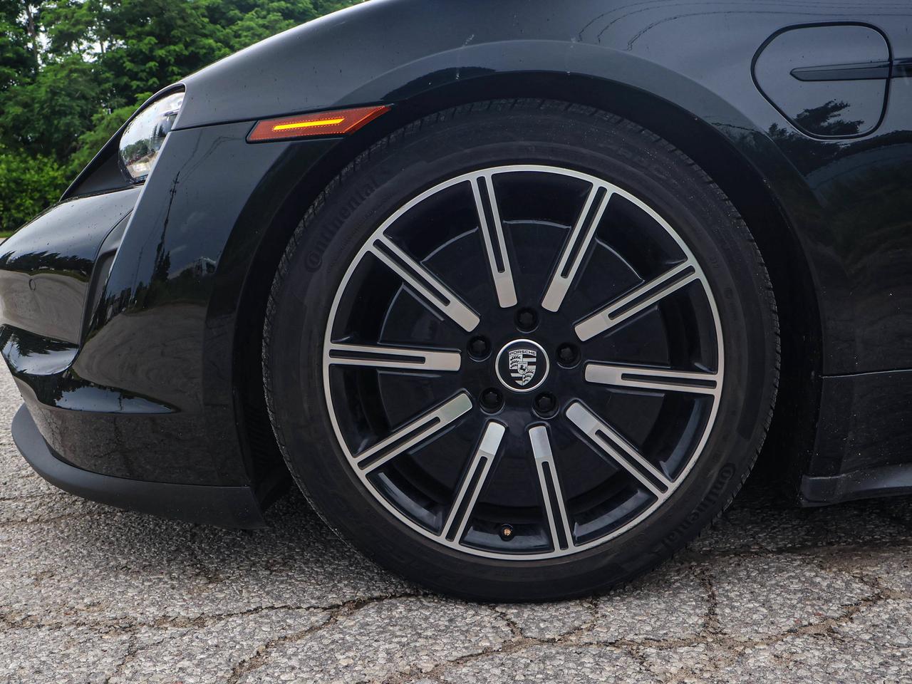 2021 Porsche Taycan 4S Photo